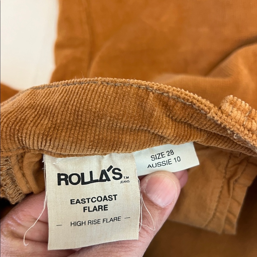 ROLLA’S EASTCOAST CROP FLARE HIGH RISE TAN CORDUROY PANTS SIZE 28 - Picture 11 of 16